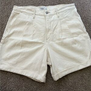 Abercrombie & Fitch Women's Off-White Shorts
